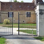 Domaine De L'age بيت للعطل *