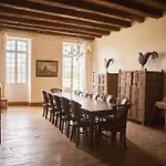 Domaine De L'age Négrondes