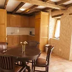 Domaine De L'age بيت للعطل *