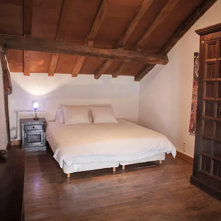 Domaine De L'age Сasa de vacaciones Négrondes